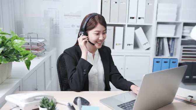 What is Customer Service CRM? A Comprehensive Guide of Best Tools