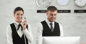 Reservasi hotel bisa dilakukan online mau pun offline